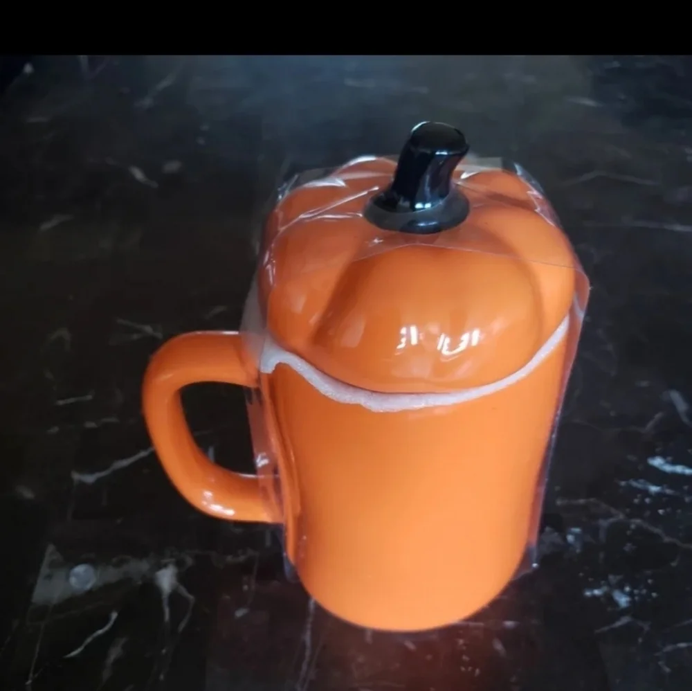 Rae Dunn SPOOKY Mug with PUMPKIN Topper - Halloween Coffee cup - ORANGE - Cerami